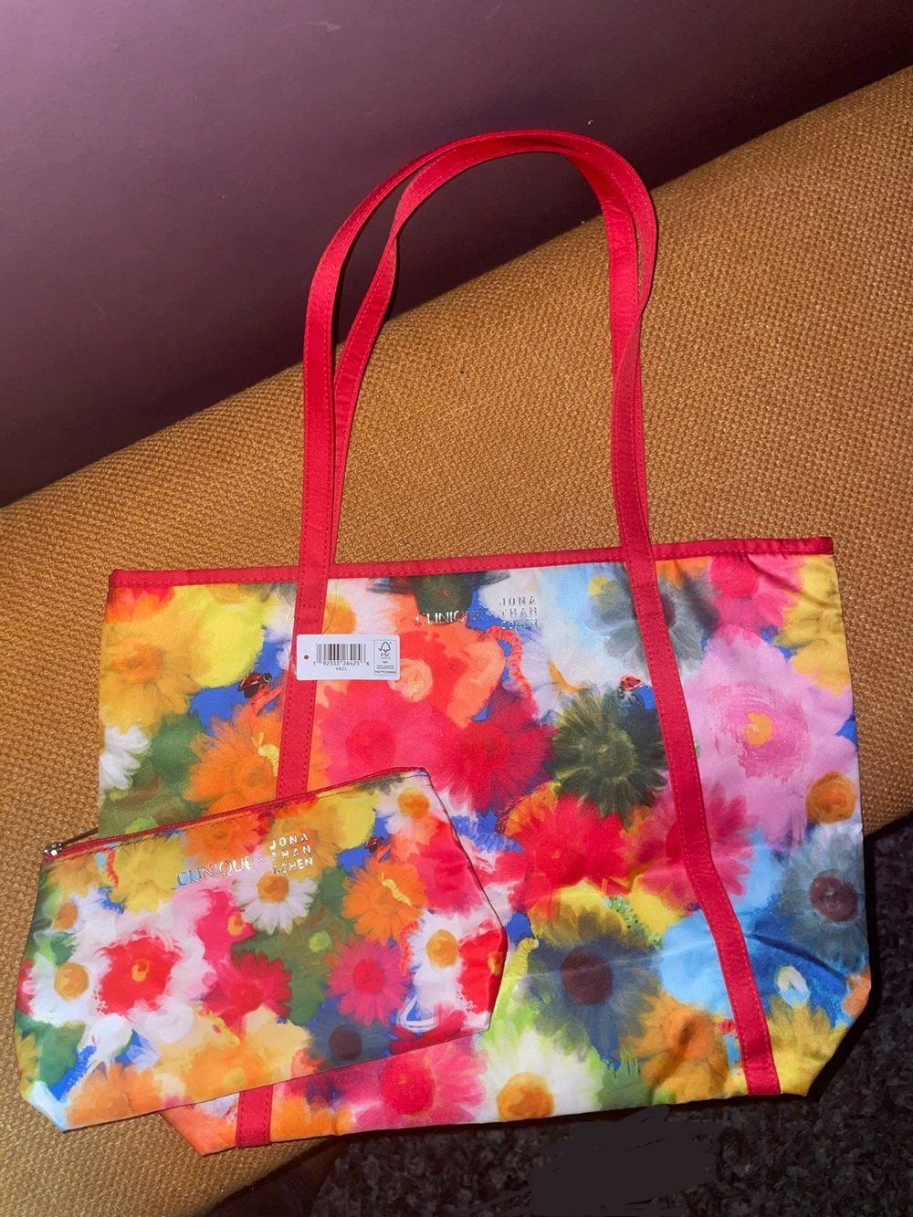 NWT Clinique Multicolor Floral Tote with Red Trim and Pouch
